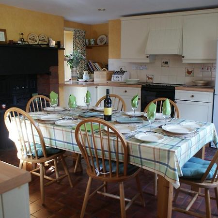 Harleyburn Cottages - Stables And Saddlery Melrose Extérieur photo