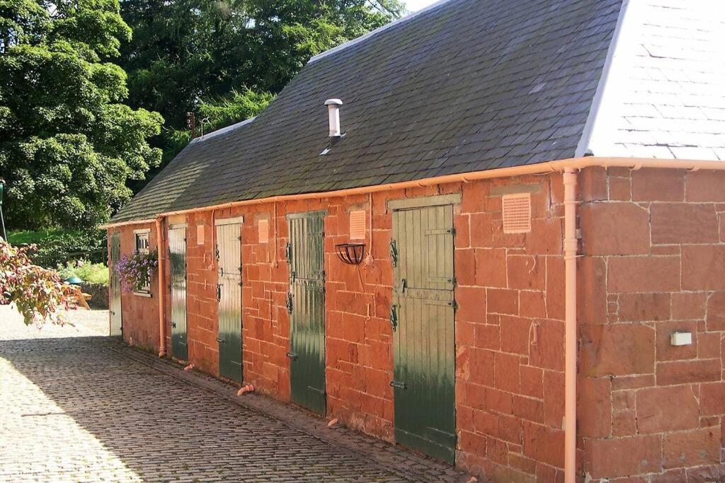 Harleyburn Cottages - Stables And Saddlery Melrose Extérieur photo